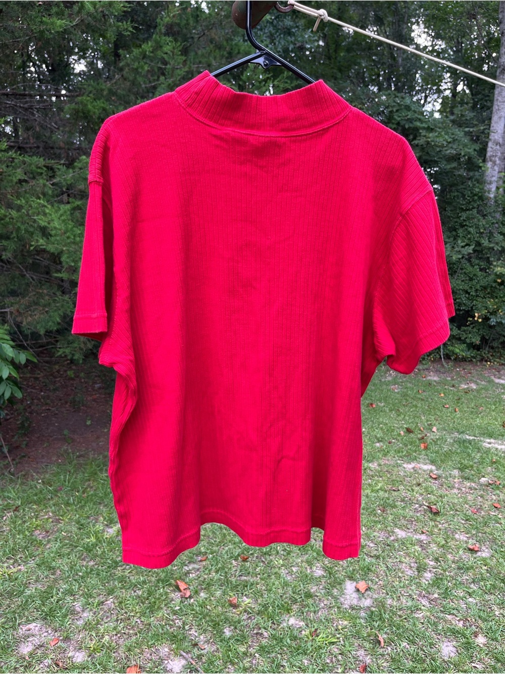 Vintage Mock Neck Ribbed Short Sleeve Top - Vibrant Red - Picture 3 of 3